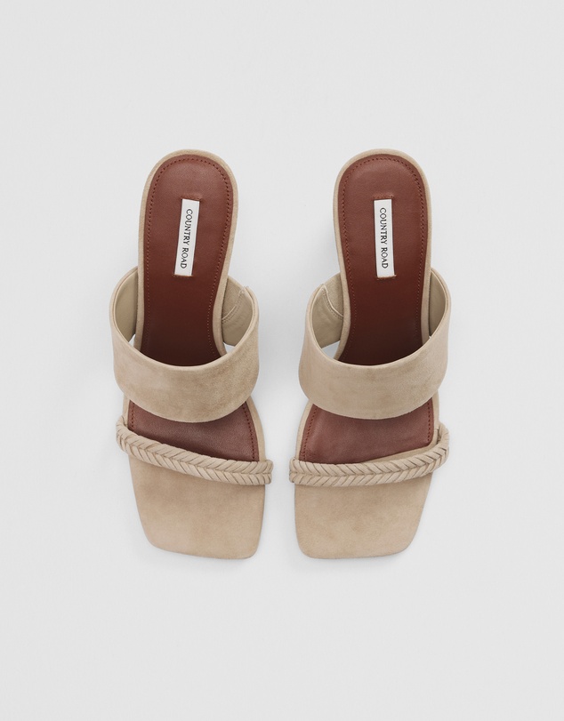 Country Road - Samantha Heel