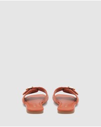 Nine West - Qutien