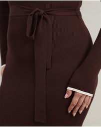 Atmos&Here Curvy - Maci Fitted Midi Knit Dress
