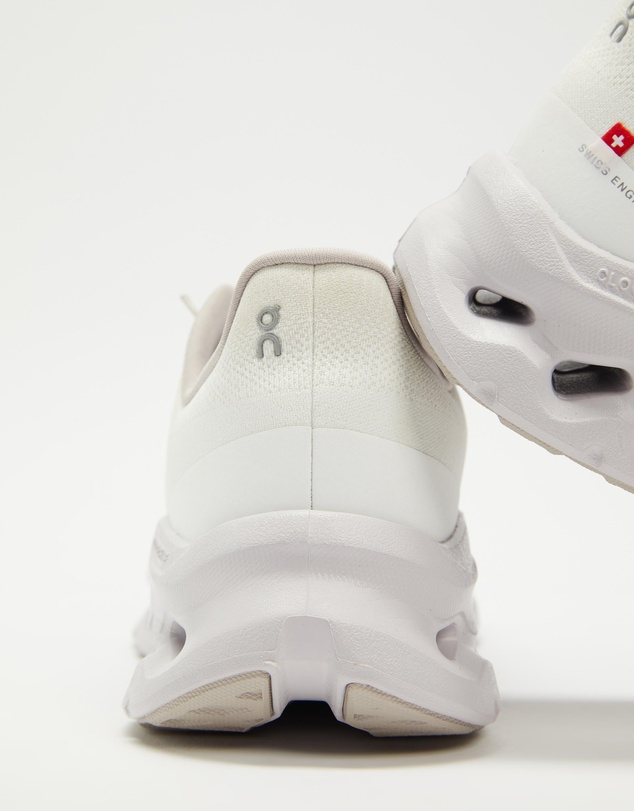 On - Cloudtilt - Women's