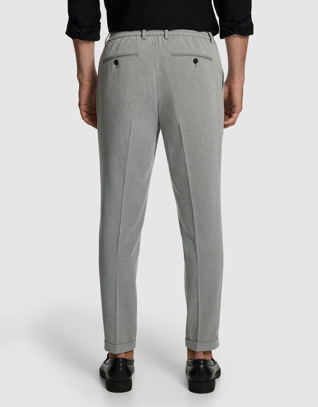 yd. - Motion Slim Cropped Chino