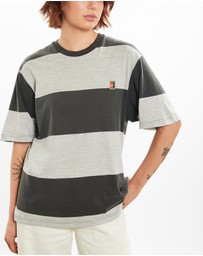 Vintage by The Real Deal - Pre Loved - 90s Nike Challenge Court Tee