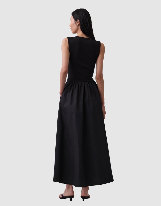 GAP - Sleeveless V-Neck Drop Waist Mixed Media Maxi Dress