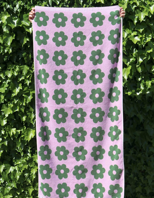 Mosey Me - Flowerbed Bath Towel