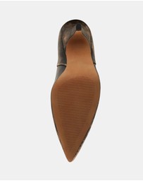 Steve Madden - Baddie Brown Distressed Boots