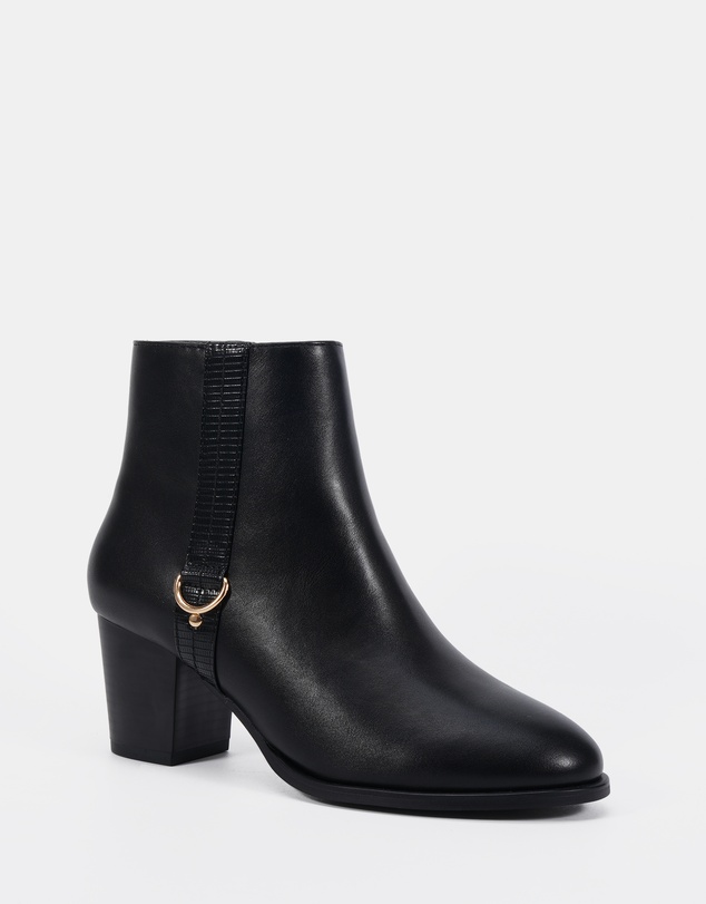 Novo - Dour Ankle Boots