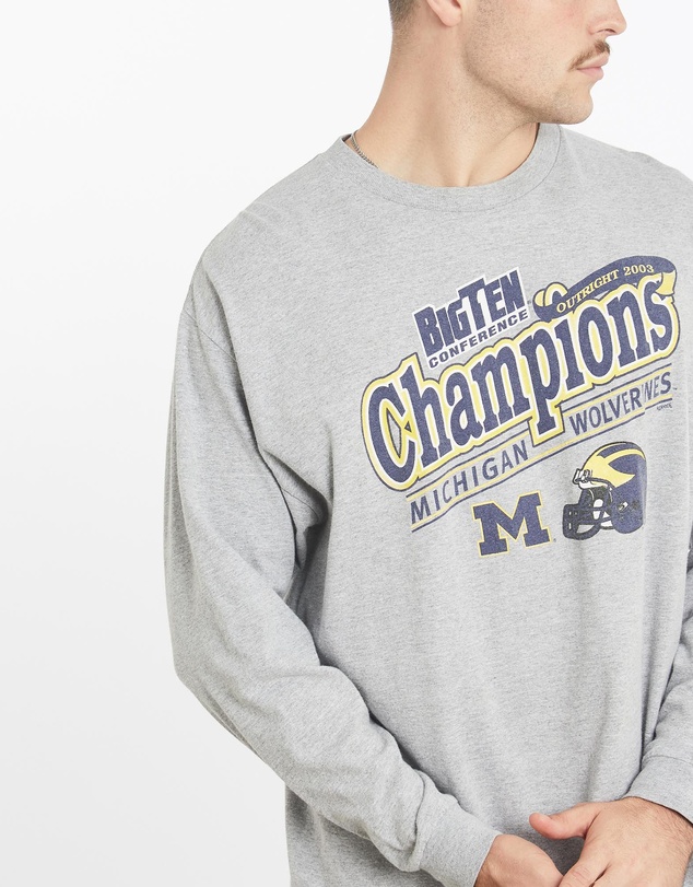 Vintage by The Real Deal - Pre Loved - Vintage NCAA University of Michigan Wolverines Long Sleeve Tee