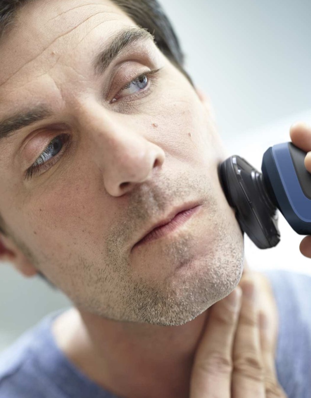 Philips - Philips Shaver Series 5000 Re-skin (Non SkinIQ), with precision trimmer attachment Dark Royal Blue