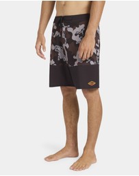 Billabong - Mens Otis Sixty40 Lo Tide Boardshorts