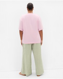 City Chic - Plus size Oversized Margarita Print Tee - pink
