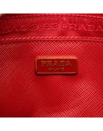 Pre-Loved by Azura Reborn - Pre-Loved prada Saffiano Leather Crossbody Bag with Adjustable Strap and Zip Closure