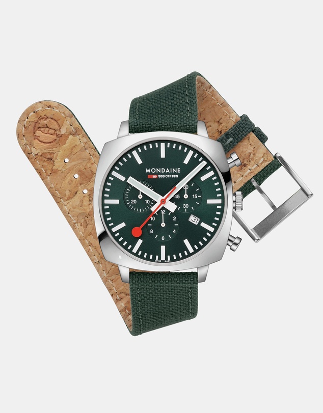 Mondaine - Mondaine Official Swiss Railways Grand Cushion 41mm Forest Green Watch Set