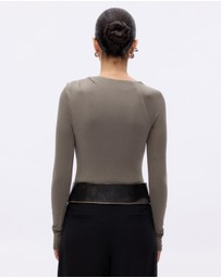 Minima Esenciales - Sienna Draped Bodysuit