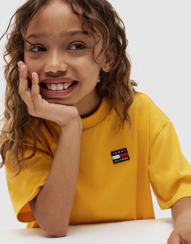 Tommy Hilfiger - Kids Unisex 8-16 Essential Flag Logo Jersey T-Shirt - Teens