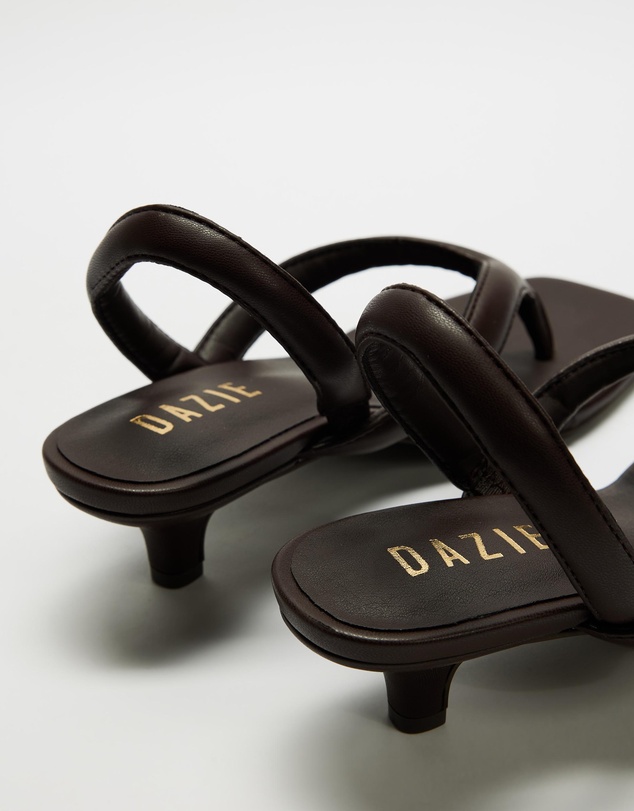 Dazie - Frankie Kitten Heel Thongs