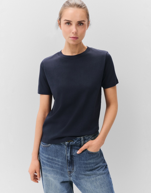 UNISON - The Classic Crew Tee