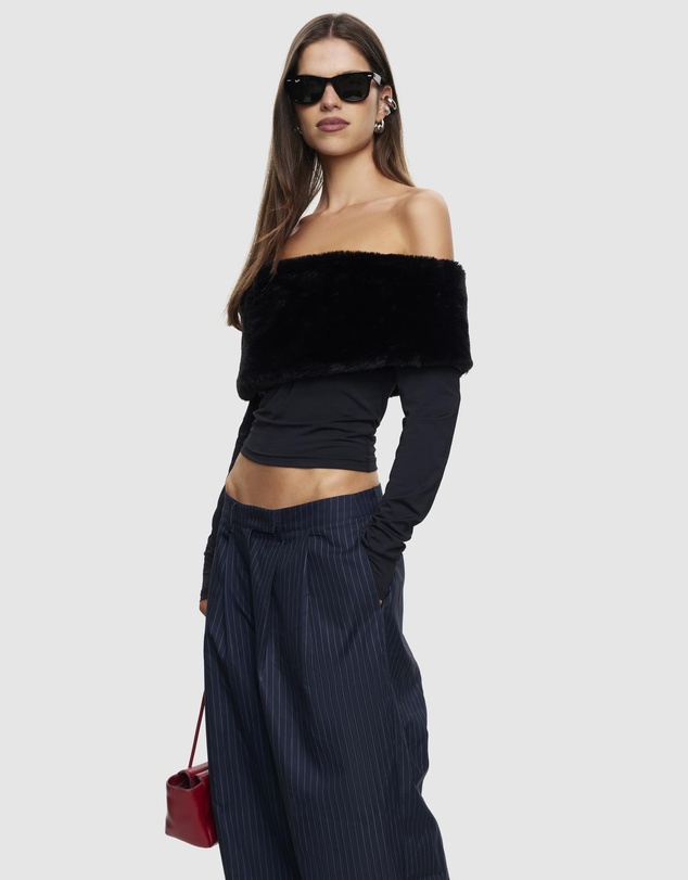 Lioness - Waldorf Off Shoulder