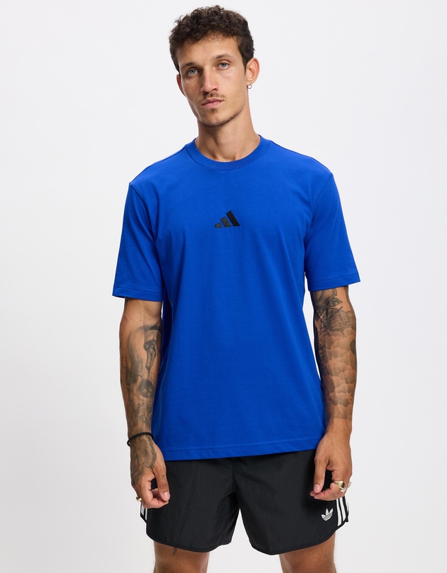 adidas Sportswear - Essentials Small Logo Single Jersey Tee