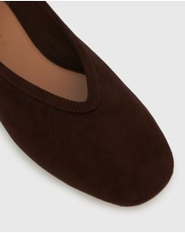 Betts - Lennox Round Toe Ballet Flats