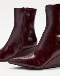 Dazie - Eva Wedge Boots