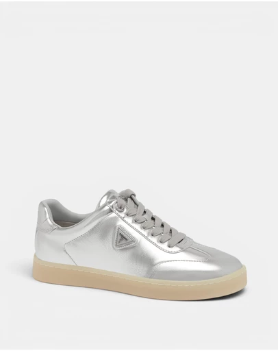 GUESS - Jazlie Low-Top Sneakers