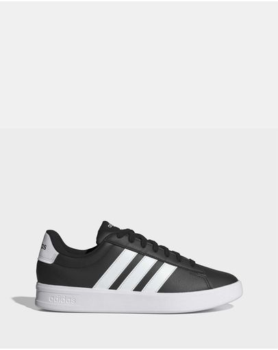 Core Black / Cloud White / Cloud White