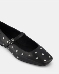 Miss Sofie - Tweak Flats
