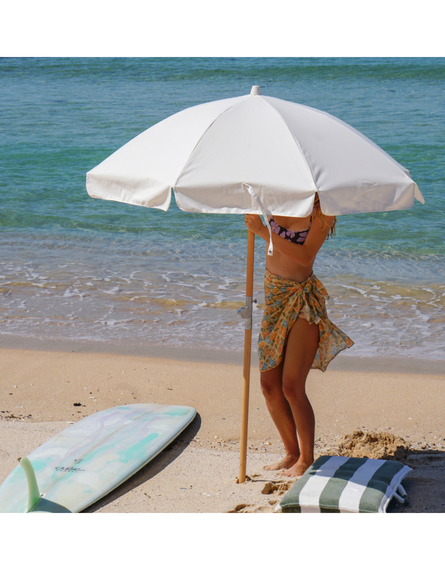 Sunnylife - Luxe Beach Umbrella - Cream