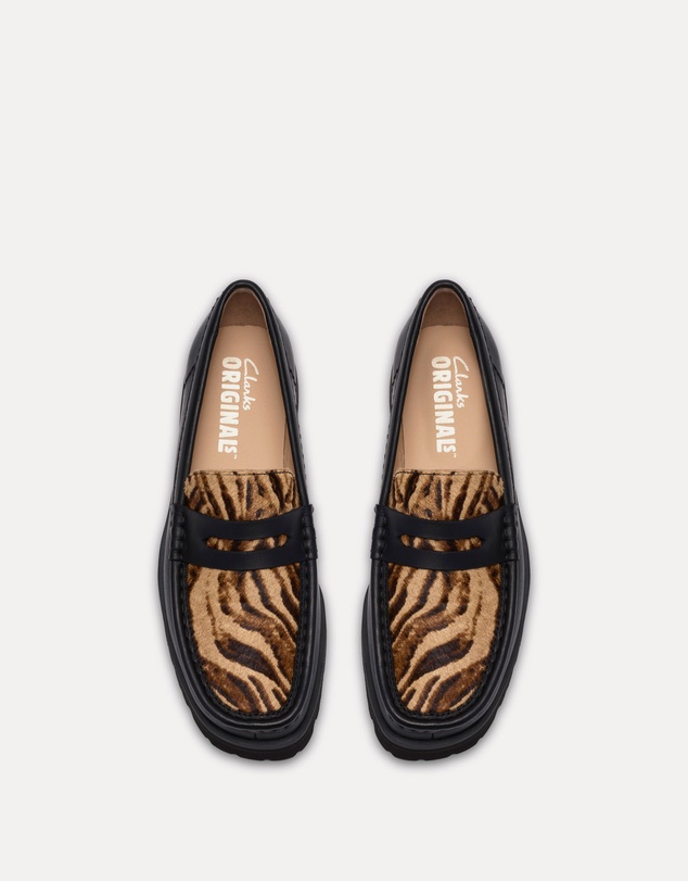 Clarks - Yukoner Penny (W) Black/Animal Print