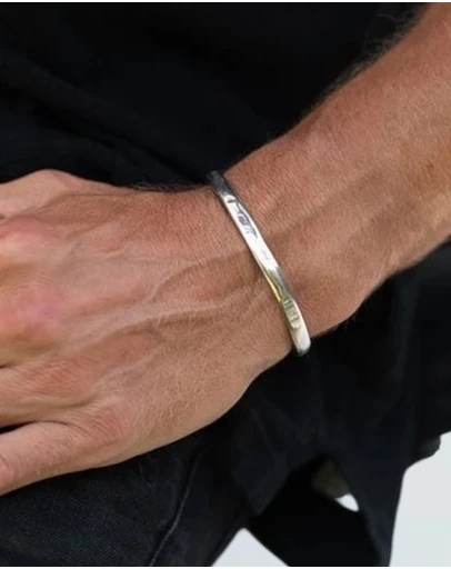 Buck Palmer - Classic Buck Cuff (Large)