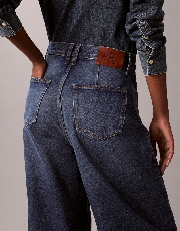 Calvin Klein Jeans - High Rise Barrel Jeans
