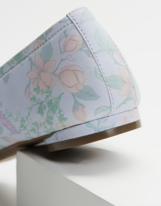 Vionic - Callisto Floral Flat - Arctic Ice Botanical