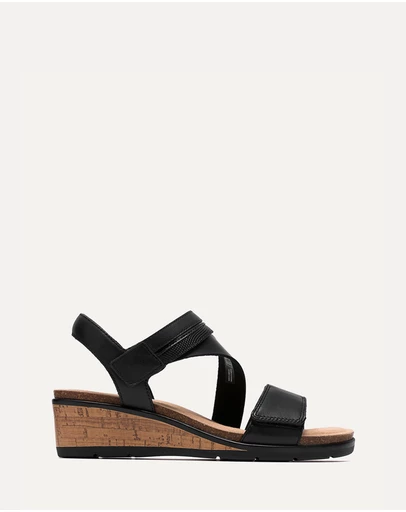 Clarks - Kacha Wave Black