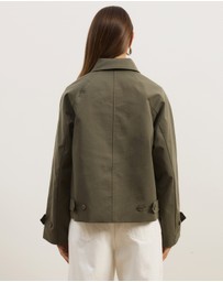 Atmos&Here - Osa Cropped Trench Coat