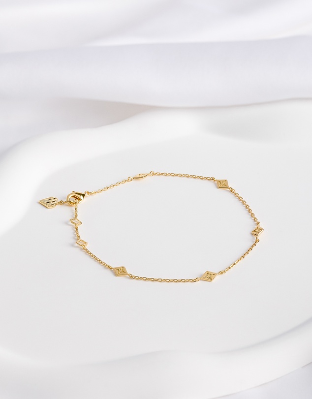 Wanderlust + Co - Zyia Gold Bracelet