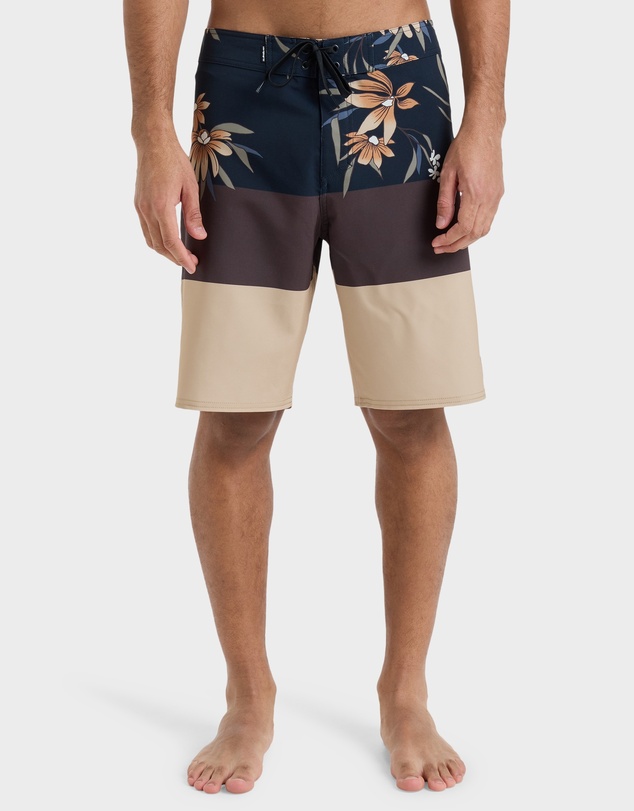 Quiksilver - Mens Surfsilk Straight 18