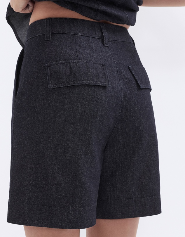 UNISON - Rinse Denim Pleated Short
