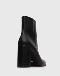 Betts - Lorence Block Heel Ankle Boots