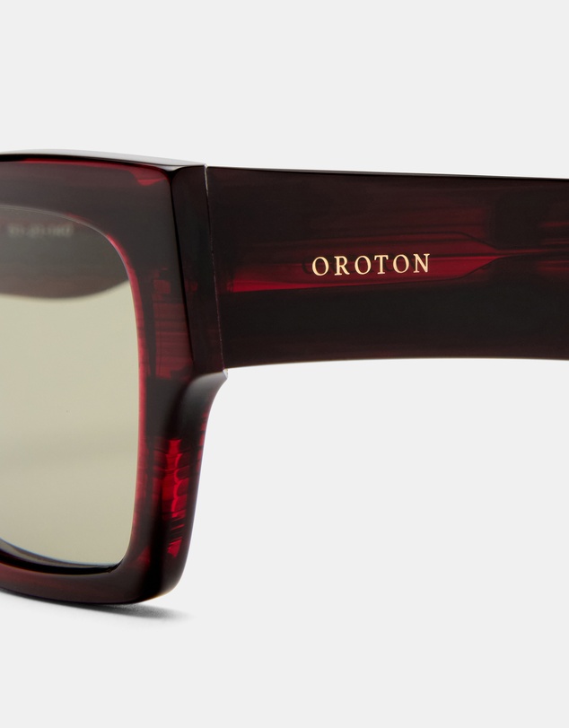 Oroton - Stevie