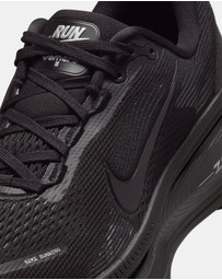 Nike - Vomero 18 - Women's
