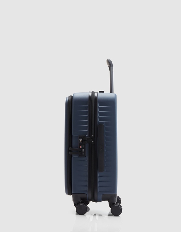 Nere - Venture Dual Open 56cm Suitcase