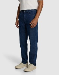 yd. - Jose Straight Jean