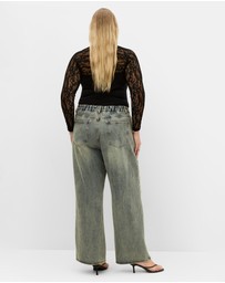 City Chic - Layla Lace Shrug