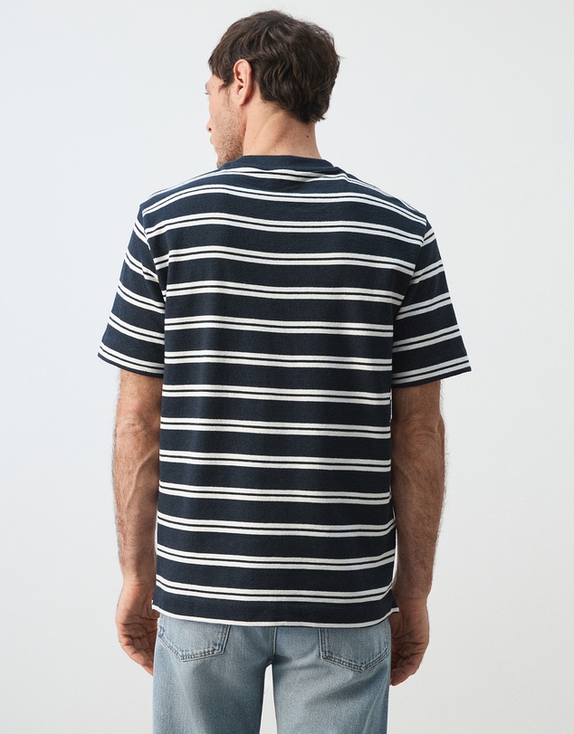 M.N.G - Garir T-Shirt