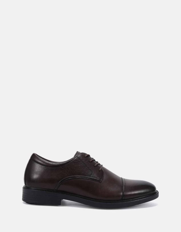 Clarks - Regan Brown