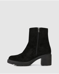 S by Sempre Di - Nisha Short Boots