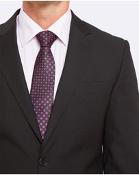 Kelly Country - Tussoni Tailored Essential Black Suit