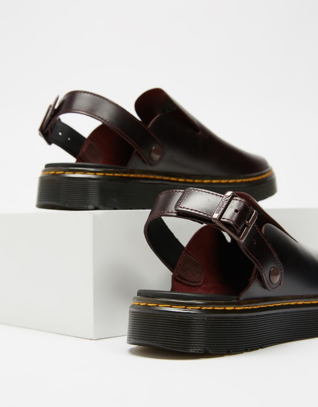 Dr Martens - Carlson Leather Sandals - Unisex