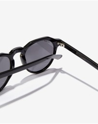 Hawkers Co - HAWKERS - Black Dark WARWICK Sunglasses for Men and Women UV400