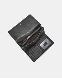 Fossil - Logan Black RFID Flap Clutch